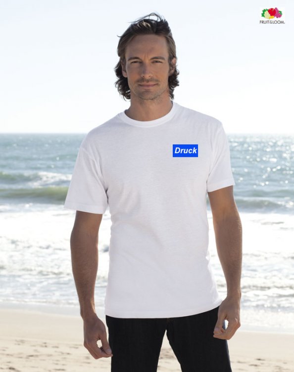 Weiße T-Shirts mit einfärbigem Firmenaufdruck - zum Schließen ins Bild klicken