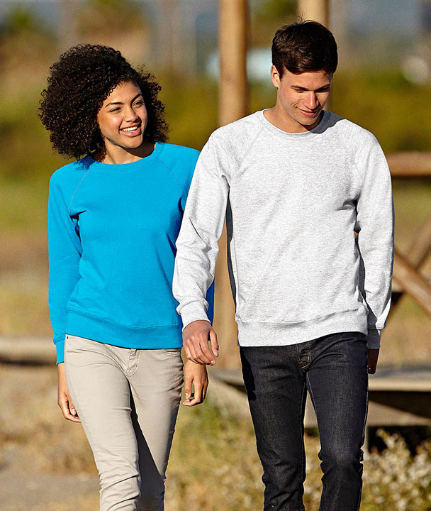 Sweater mit einfärbigem Firmenaufdruck - zum Schließen ins Bild klicken